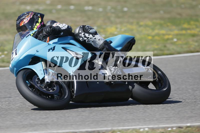 /36 08.08.2026  Pluess Motosport ADR/Freies Fahren/421
